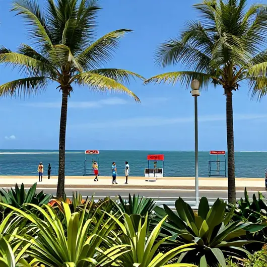 Descubra a Beleza da Orla de Atalaia em Aracaju